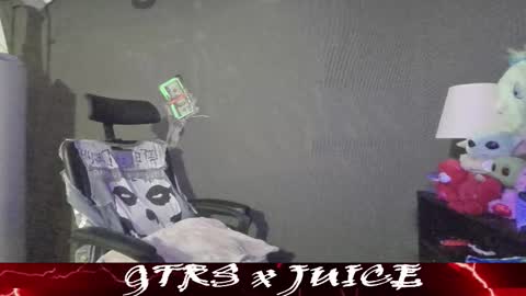 Snapshot of lxrdhxkvgemvsterjuice chatting on March 16, 2026, 6:01 pm lxrdhxkvgemvsterjuice online show from March 16, 2026, 6:01 pm