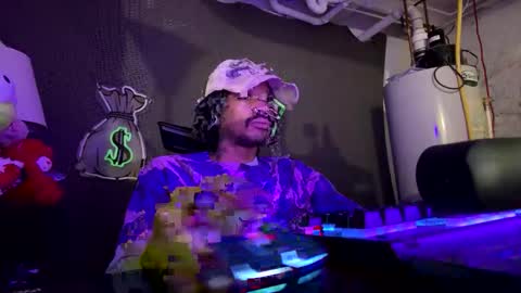 lxrdhxkvgemvsterjuice online show from May 6, 2026, 2:11 pm