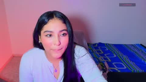 LYA DUBOIS  online show from May 6, 2026, 5:14 am