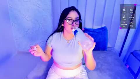 LYA DUBOIS  online show from June 20, 2026, 11:29 pm