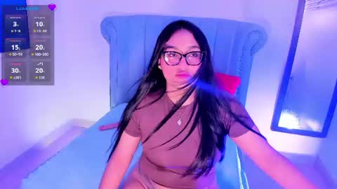 LYA DUBOIS  online show from June 23, 2026, 8:18 pm