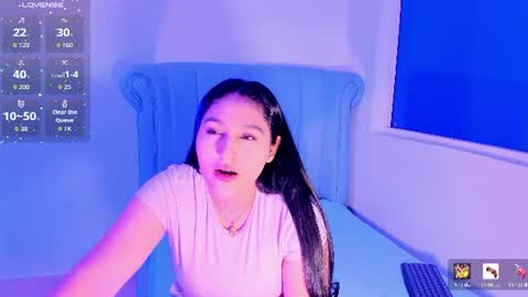 Snapshot of lya_dubois_ chatting on August 1, 2026, 11:25 pm LYA DUBOIS online show from August 1, 2026, 11:25 pm