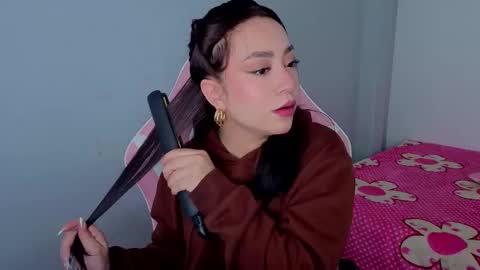  Lya  online show from January 19, 2026, 3:05 pm