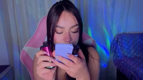 Snapshot of lya_levine chatting on March 6, 2026, 6:43 am Lya online show from March 6, 2026, 6:43 am