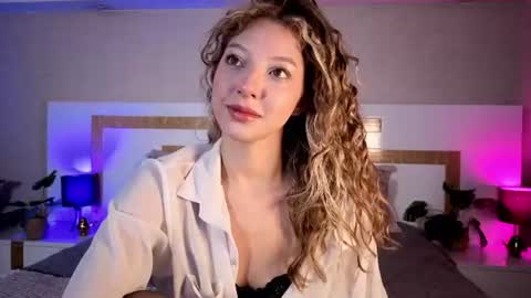 Lya Haven online show from August 8, 2026, 9:28 pm