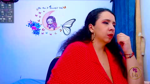 Snapshot of lyalatin4 chatting on December 3, 2024, 10:28 am lya latin online show from December 3, 2024, 10:28 am