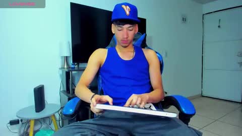 Snapshot of lyam_russo chatting on May 22, 2026, 9:48 am Lyam online show from May 22, 2026, 9:48 am