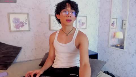 Lyan online show from June 20, 2026, 8:00 pm