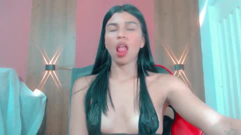 lyanamerry03 online show from September 18, 2025, 1:40 am