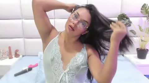 Lya Sweetxx  online show from August 2, 2026, 3:49 am