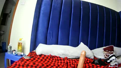 lydizac online show from March 12, 2025, 11:42 am