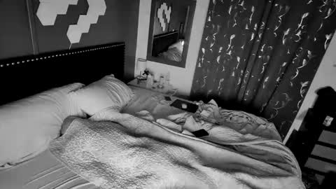 Snapshot of lyfsaver chatting on April 5, 2026, 10:12 am lyfsaver online show from April 5, 2026, 10:12 am