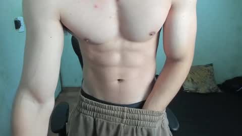 Snapshot of lyg7 chatting on March 4, 2025, 12:12 pm Gothdaddy online show from March 4, 2025, 12:12 pm