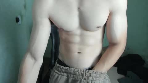 Snapshot of lyg7 chatting on October 16, 2025, 11:50 pm Gothdaddy online show from October 16, 2025, 11:50 pm