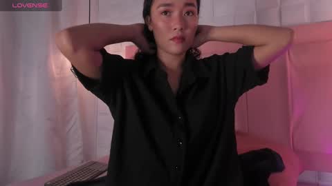 Lyhana Lee online show from January 12, 2025, 3:03 pm