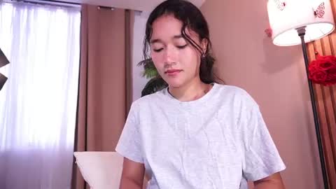 Lyhana Lee online show from June 26, 2026, 1:37 pm