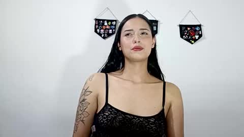 lyla online show from January 9, 2026, 2:25 am