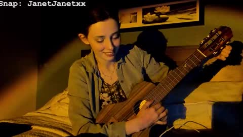 Snapshot of lylacdoll chatting on January 13, 2026, 2:39 am LylacDoll online show from January 13, 2026, 2:39 am