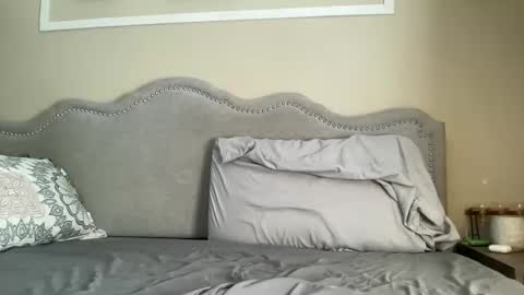 Snapshot of lylajades chatting on January 17, 2025, 6:12 pm Olivia online show from January 17, 2025, 6:12 pm