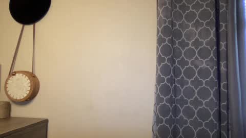 Snapshot of lylajades chatting on February 22, 2025, 8:53 pm Olivia online show from February 22, 2025, 8:53 pm