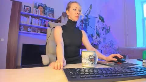 Snapshot of lylithskye chatting on March 22, 2026, 2:20 pm Lylith Skye NO NUDE model online show from March 22, 2026, 2:20 pm