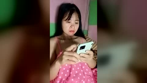 Lyly online show from June 15, 2026, 8:33 pm