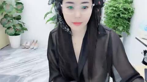 Snapshot of lyly_sweet97 chatting on October 17, 2025, 2:15 am lyly_sweet97 online show from October 17, 2025, 2:15 am