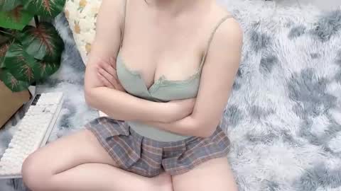 lyly_sweet97 online show from May 8, 2026, 2:17 am