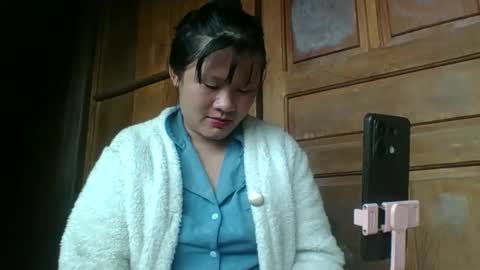 lylymai online show from October 16, 2025, 8:26 am