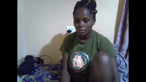 lyn_anna online show from November 18, 2025, 5:34 am