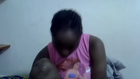 lyn_anna online show from June 8, 2026, 6:08 pm