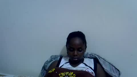 lyn_anna online show from June 19, 2026, 10:57 pm