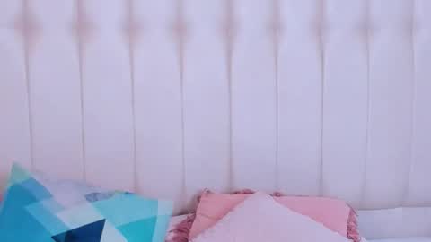 Lyn online show from November 10, 2025, 11:09 am