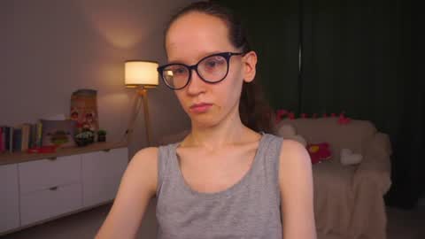 Sara online show from July 26, 2026, 4:03 pm