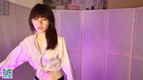 Suki online show from February 21, 2025, 7:23 am