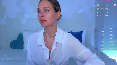 Snapshot of lynna_sparks chatting on March 16, 2026, 7:23 am Lana online show from March 16, 2026, 7:23 am