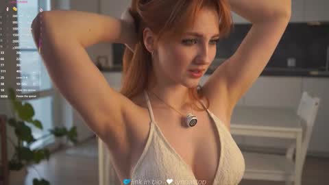 Natasha online show from October 28, 2025, 4:27 am