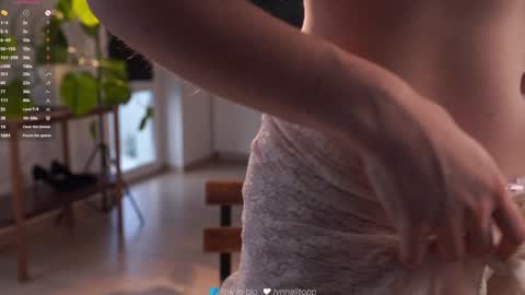 Natasha online show from February 22, 2026, 4:13 am