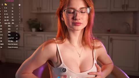 Natasha online show from May 7, 2026, 4:18 am