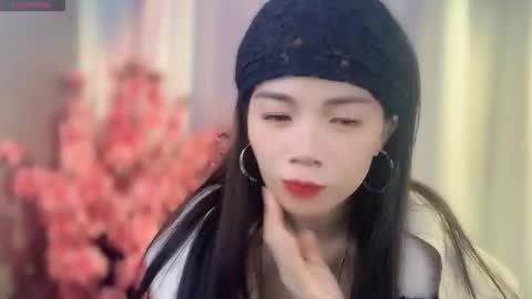 lynnalltop_165_keke online show from November 13, 2025, 3:22 pm