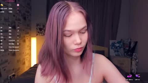 Cozy Lynns room online show from January 17, 2026, 8:41 am