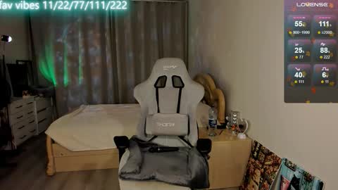 Snapshot of lynne_dawson chatting on October 25, 2025, 5:08 pm lynne_dawson online show from October 25, 2025, 5:08 pm