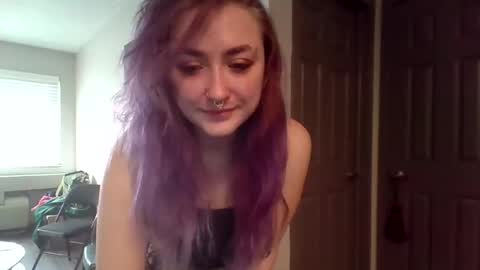 Lynn  online show from February 28, 2026, 2:51 pm