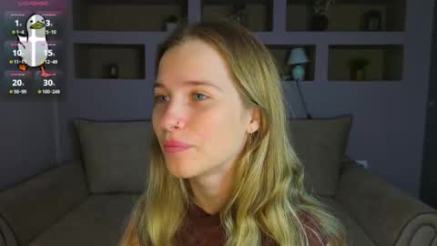 Snapshot of lynntiny chatting on October 5, 2025, 2:59 pm Lynn online show from October 5, 2025, 2:59 pm