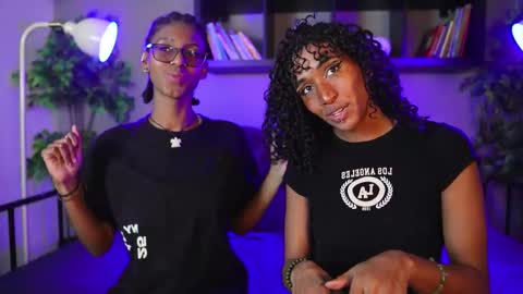 Lynx and Sun  online show from February 9, 2026, 8:57 pm