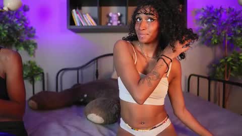 Lynx and Sun  online show from February 11, 2026, 8:58 pm