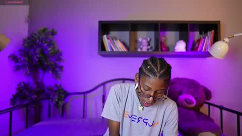 Lynx and Sun  online show from March 9, 2026, 8:57 pm