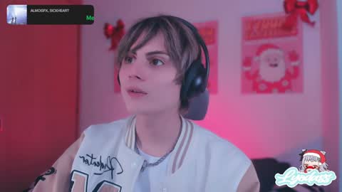 Snapshot of lyodass chatting on December 14, 2024, 4:01 am Lyodass online show from December 14, 2024, 4:01 am