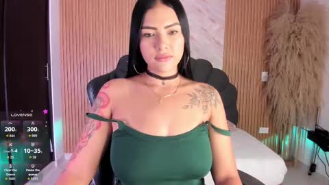    VIVIANA    online show from September 12, 2025, 9:04 pm