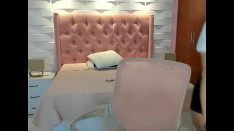 lysayrise online show from December 31, 2024, 1:41 pm
